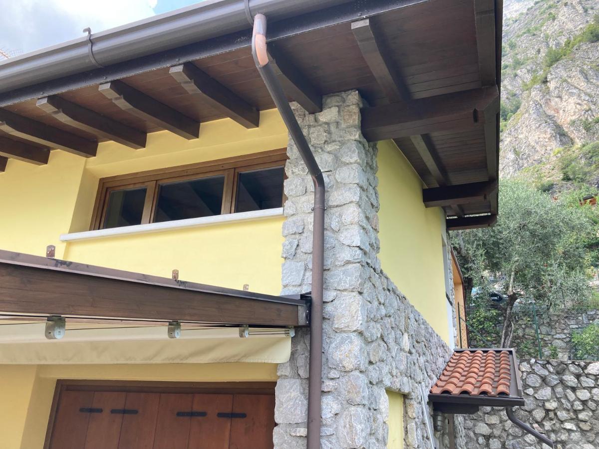 La Casa Sul Lago Apartments - Olive Tree Apartment Limone sul Garda Exterior photo